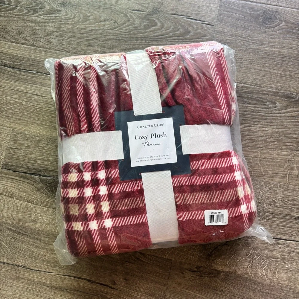 NWT Charter Club Cozy Plush 50in x 70in Throw • Garnet Plaid